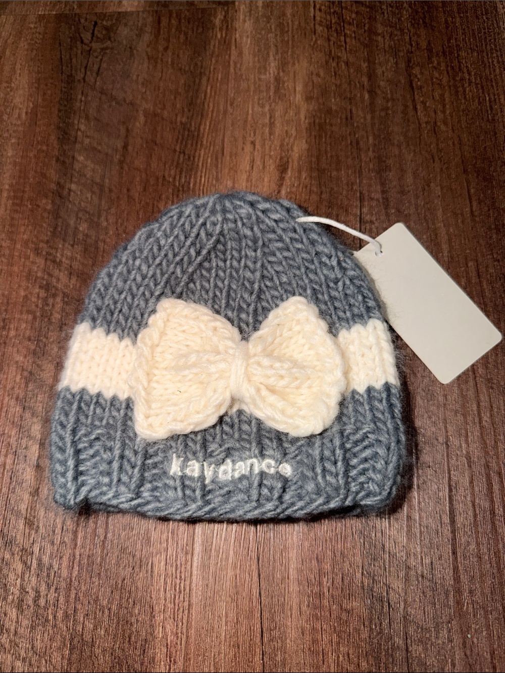 The Blueberry Hill crotchet infant hat with bow XS 3/6m NWT monogrammed Kaydanc